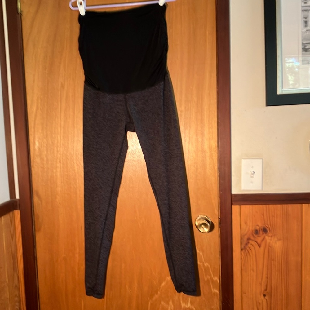 Beyond Yoga Maternity Leggings